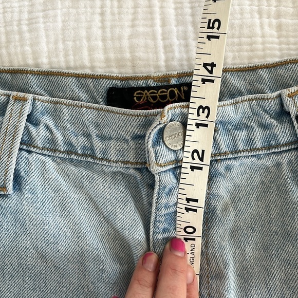 VTG Sasson mom jean shorts - Picture 4 of 6
